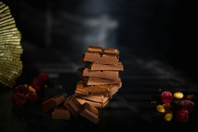 チョコレートにおける PGPR + PGE レオロジーの最適化: 粘度低下からコスト効率までの 2 成分の相乗戦略-